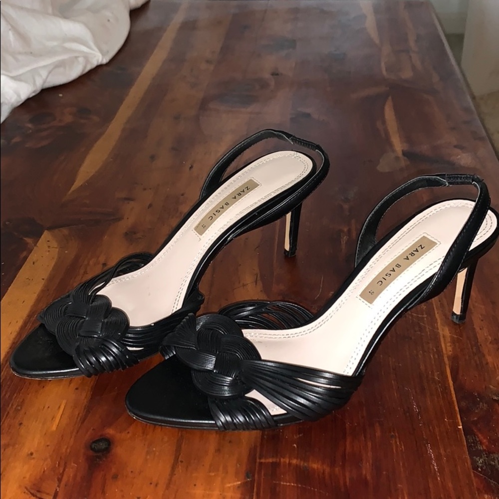 Zara Black Leather Criss Cross Strappy Sandals
